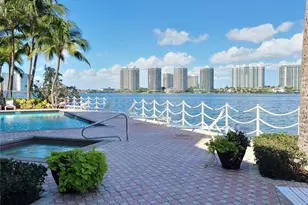 18260 N Bay Rd, North Miami Beach, FL 33160 - Photo 46