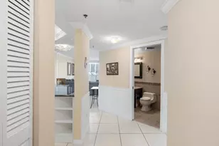 18260 N Bay Rd, North Miami Beach, FL 33160 - Photo 6