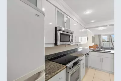 18260 N Bay Road #304, North Miami Beach, FL 33160 - Photo 24