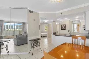 18260 N Bay Rd, North Miami Beach, FL 33160 - Photo 20