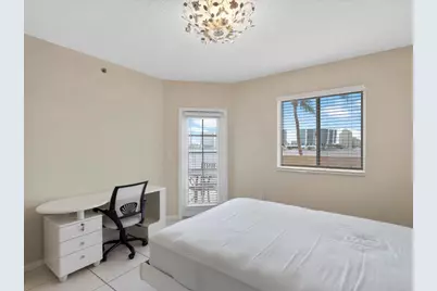 18260 N Bay Road #304, North Miami Beach, FL 33160 - Photo 38