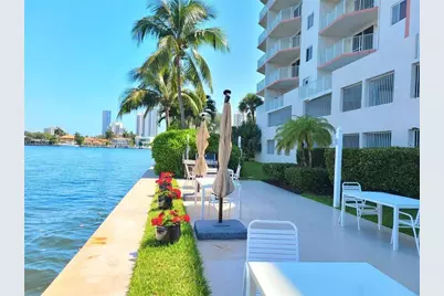 18260 N Bay Road #304, North Miami Beach, FL 33160 - Photo 50