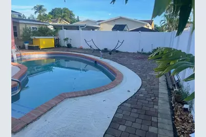 8241 SW 9th Street, Pompano Beach, FL 33068 - Photo 10