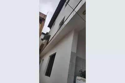 665 N Mussumes, Bridgewater, MA  - Photo 24