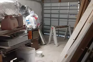 799 NE 34th Ct, Oakland Park, FL 33334 - Photo 8