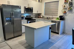 851 NE 211th St, Miami, FL 33179 - Photo 6