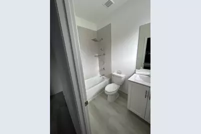 851 NE 211th Street, Miami, FL 33179 - Photo 4