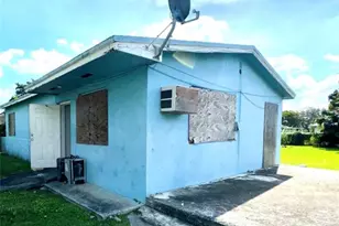 10880 SW 222nd Dr, Miami, FL 33170 - Photo 10