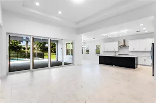 9224 Crestview Cir, West Palm Beach, FL 33412 - Photo 4