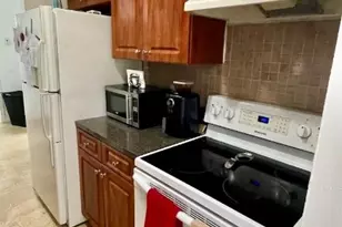 2008 Jackson St, Hollywood, FL 33020 - Photo 4