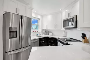 341 N Birch Rd, Fort Lauderdale, FL 33304 - Photo 14