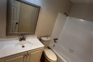 941 Crystal Lake Dr, Deerfield Beach, FL 33064 - Photo 22