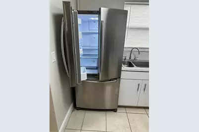 941 Crystal Lake Drive #201, Deerfield Beach, FL 33064 - Photo 2