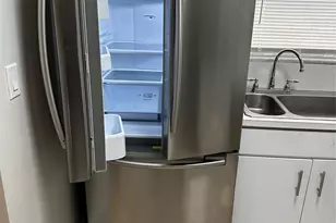 941 Crystal Lake Dr, Deerfield Beach, FL 33064 - Photo 2