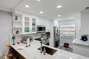 9261 Vista Del Lago, Boca Raton, FL 33428 - Photo 8