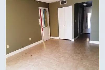 1400 Saint Charles Place #211, Hollywood, FL 33026 - Photo 8