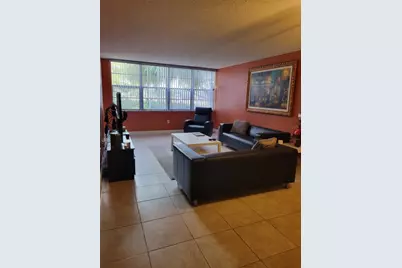 1400 Saint Charles Place #211, Hollywood, FL 33026 - Photo 10