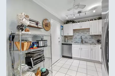 111 Golden Isles Drive #C1, Hallandale Beach, FL 33009 - Photo 6