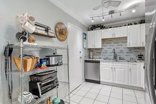 111 Golden Isles Dr, Hallandale Beach, FL 33009 - Photo 6