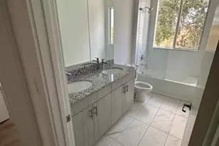 402 SE 22nd St, Fort Lauderdale, FL 33316 - Photo 12