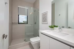 16553 Botaniko Dr, Weston, FL 33326 - Photo 32