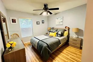 6972 NW 19th St, Margate, FL 33063 - Photo 2