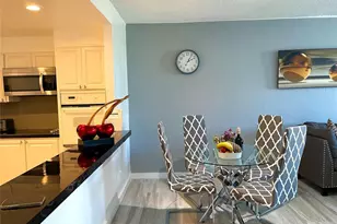 19370 Collins Ave, North Miami Beach, FL 33160 - Photo 14