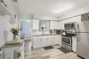 1408 NE 17th Ct, Fort Lauderdale, FL 33305 - Photo 2