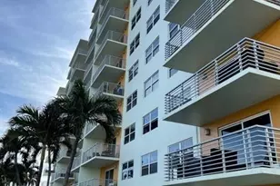 2900 NE 30th St, Fort Lauderdale, FL 33306 - Photo 2