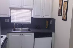 9420 S Hollybrook Lake Dr, Hollywood, FL 33025 - Photo 4