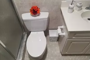 9420 S Hollybrook Lake Dr, Pembroke Pines, FL 33025 - Photo 22