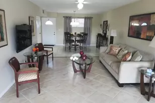 9420 S Hollybrook Lake Dr, Pembroke Pines, FL 33025 - Photo 2