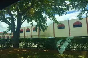 9420 S Hollybrook Lake Dr, Pembroke Pines, FL 33025 - Photo 48