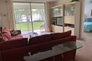 811 S Hollybrook Dr, Pembroke Pines, FL 33025 - Photo 2