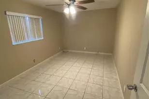 5709 NW 27th Ct, Fort Lauderdale, FL 33313 - Photo 6
