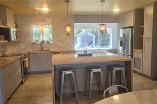 818 NW 28th Ct, Fort Lauderdale, FL 33311 - Photo 2