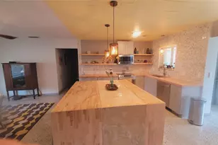 818 NW 28th Ct, Fort Lauderdale, FL 33311 - Photo 8