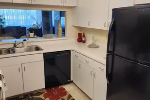 9655 N Belfort Cir, Tamarac, FL 33321 - Photo 14