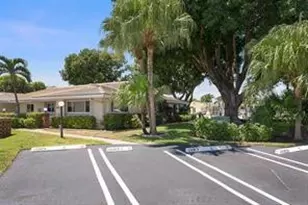 1323 NE 28th Ave, Pompano Beach, FL 33062 - Photo 26