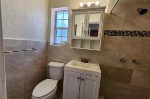 1570 NE 159th St, North Miami Beach, FL 33162 - Photo 6