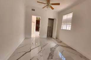 1570 NE 159th St, North Miami Beach, FL 33162 - Photo 2