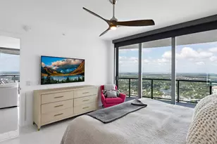 100 E Las Olas Blvd, Fort Lauderdale, FL 33301 - Photo 24