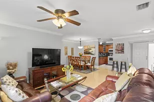 4624 Carambola Cir Unit, Coconut Creek, FL 33066 - Photo 10