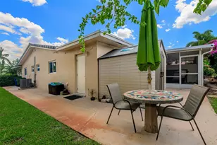 1425 NE 55th St, Fort Lauderdale, FL 33334 - Photo 36