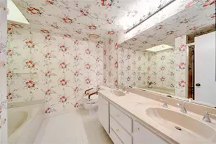 7200 Radice Ct, Lauderhill, FL 33319 - Photo 28