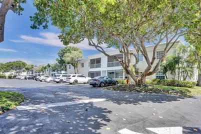 6249 Bay Club Drive #4, Fort Lauderdale, FL 33308 - Photo 2