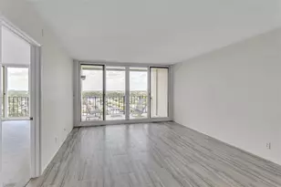 521 N Riverside Dr, Pompano Beach, FL 33062 - Photo 24