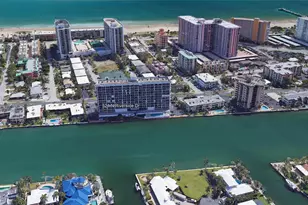 521 N Riverside Dr, Pompano Beach, FL 33062 - Photo 2