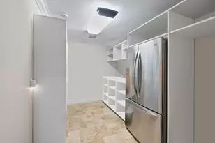 14701 Sunset Ln, Fort Lauderdale, FL 33330 - Photo 32