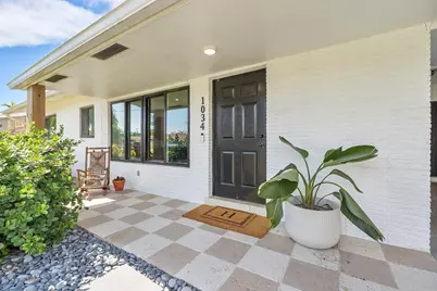 1034 SW 24th Avenue, Boynton Beach, FL 33426 - Photo 2